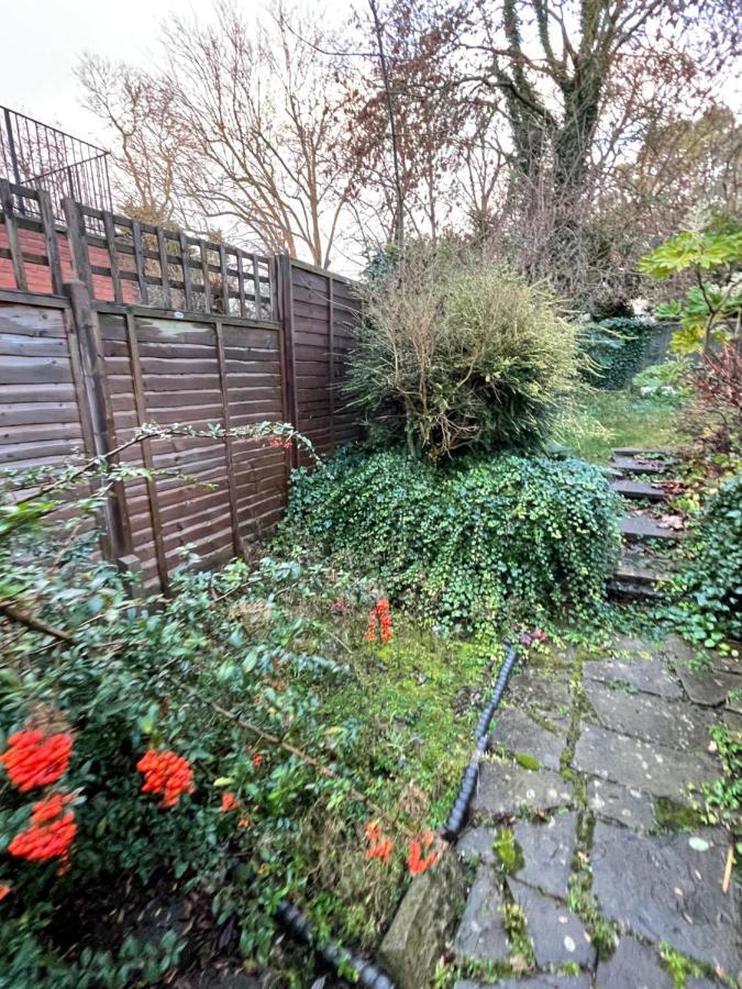Spacious & Charming Garden Flat -Zone 2- Great For Central London Access ภายนอก รูปภาพ