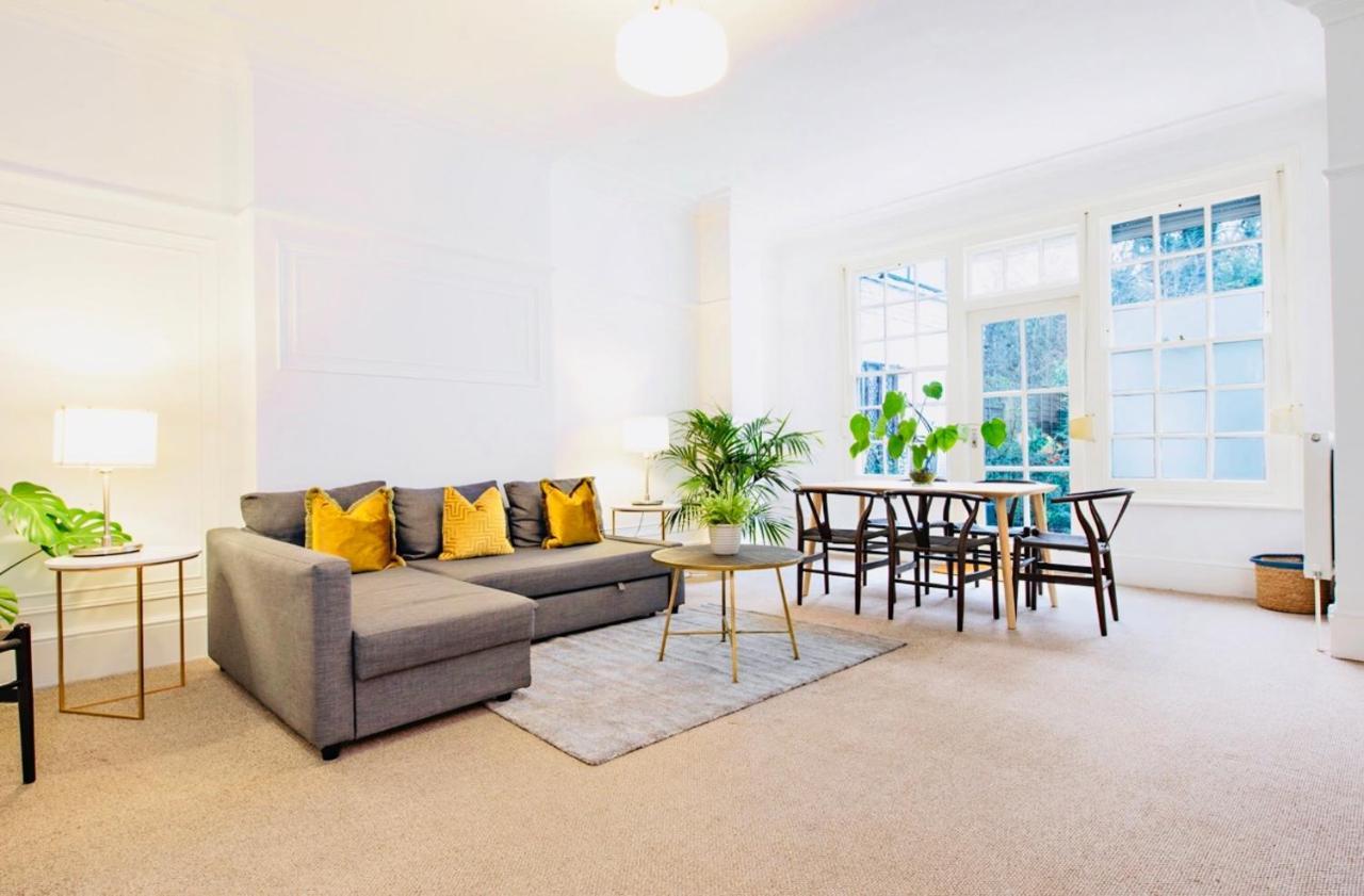 Spacious & Charming Garden Flat -Zone 2- Great For Central London Access ภายนอก รูปภาพ